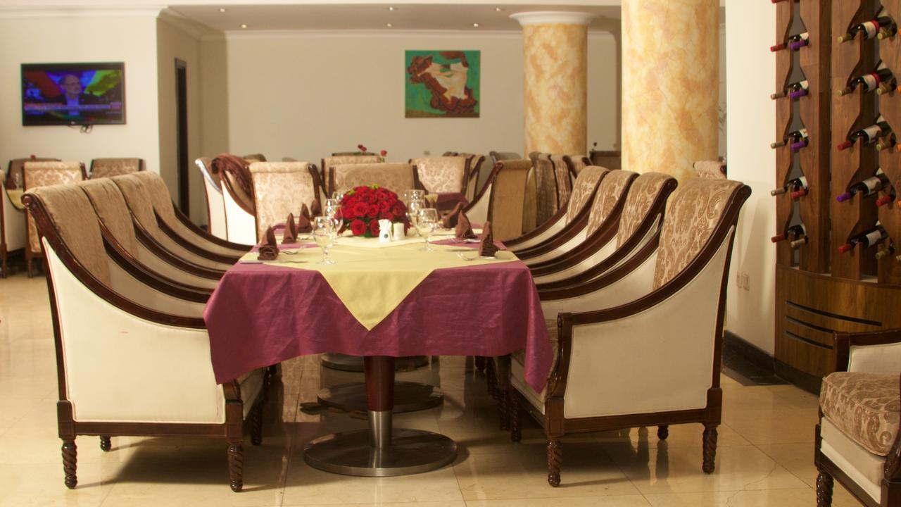 Elilly International Hotel Addis Ababa Exterior photo